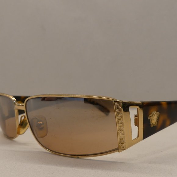 Versace 2021 1002/7H 130 Made In Italy Women's Designer Sunglasses - Picture 5 of 5